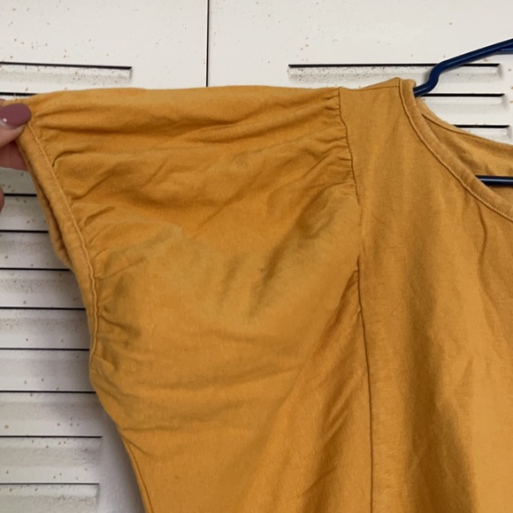 Yellow Top - Picture 2 of 3